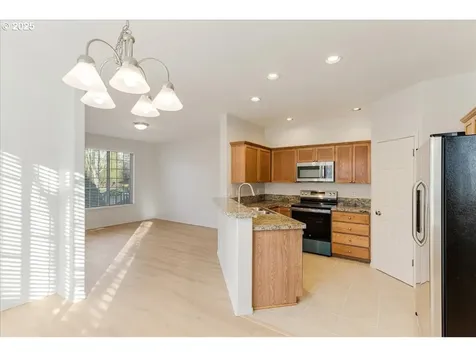 1268 SE Bacarra Street Hillsboro OR 97123