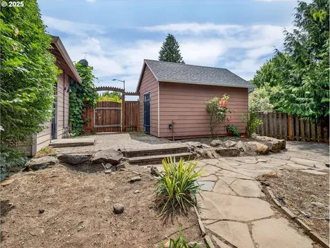 11823 Maxwell Court Oregon City OR 97045