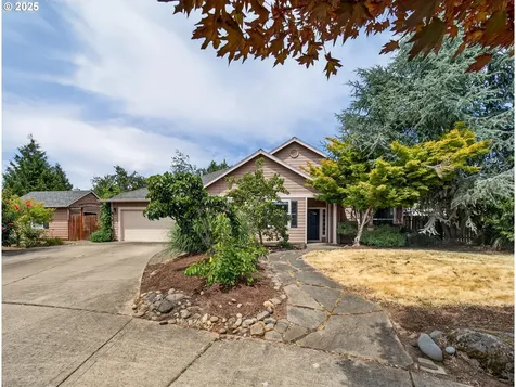 11823 Maxwell Court Oregon City OR 97045