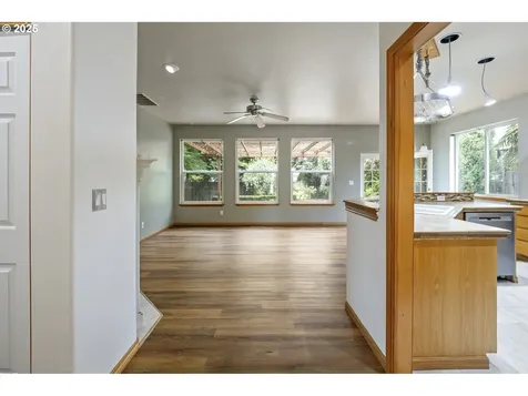 11823 Maxwell Court Oregon City OR 97045
