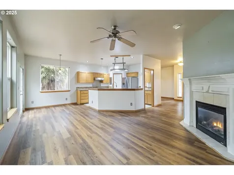 11823 Maxwell Court Oregon City OR 97045