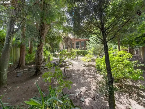 11823 Maxwell Court Oregon City OR 97045