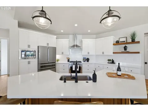 2153 Majestic Place Eugene OR 97403
