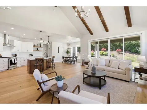 2153 Majestic Place Eugene OR 97403