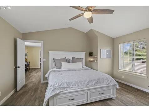 1783 Island Drive Longview WA 98632
