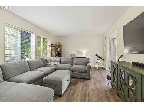 1783 Island Drive Longview WA 98632
