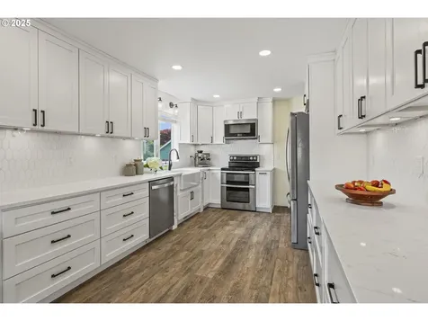 1783 Island Drive Longview WA 98632