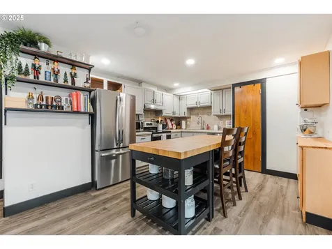 15408 NE 76th Street Vancouver WA 98682
