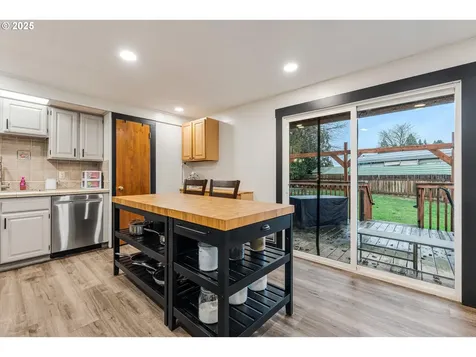 15408 NE 76th Street Vancouver WA 98682