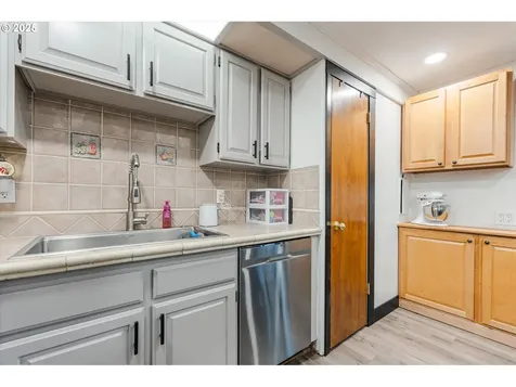 15408 NE 76th Street Vancouver WA 98682