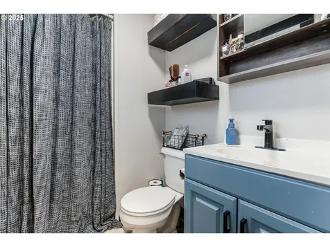 15408 NE 76th Street Vancouver WA 98682