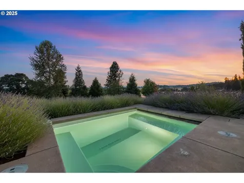 26817 SW Cade Lane West Linn OR 97068
