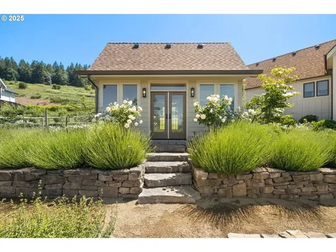 26817 SW Cade Lane West Linn OR 97068