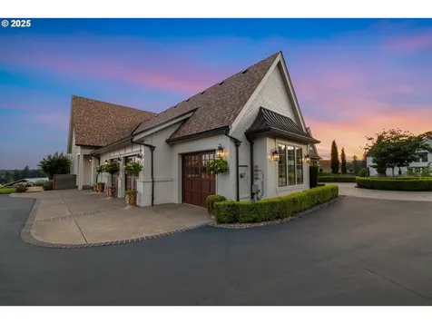 26817 SW Cade Lane West Linn OR 97068