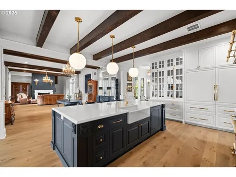 26817 SW Cade Lane West Linn OR 97068