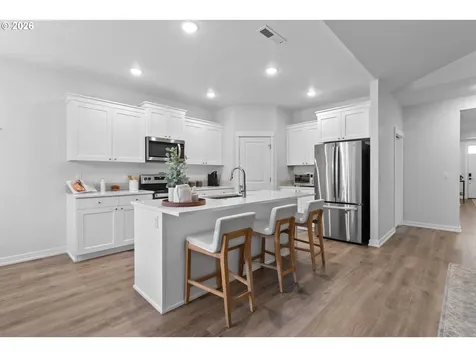 513 NE Fremont Drive Estacada OR 97023