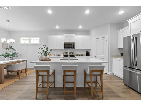 513 NE Fremont Drive Estacada OR 97023