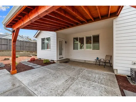 513 NE Fremont Drive Estacada OR 97023