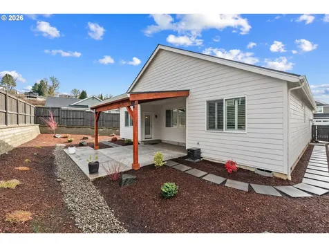 513 NE Fremont Drive Estacada OR 97023