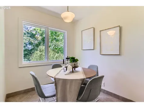 11301 SW 55th Avenue Portland OR 97219