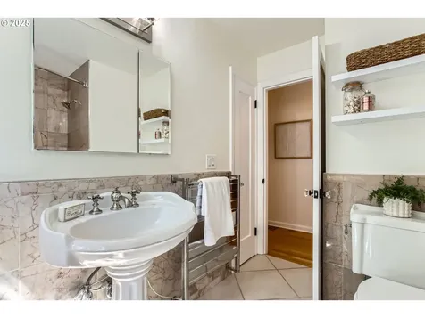 11301 SW 55th Avenue Portland OR 97219