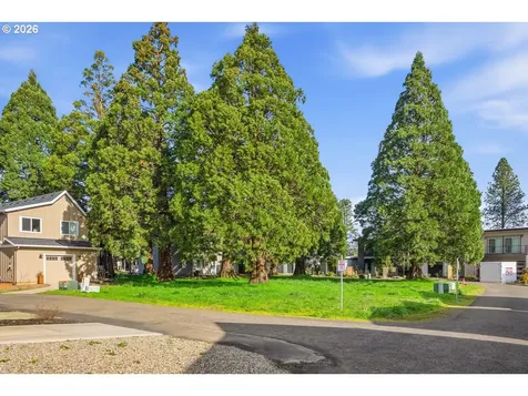 2135 Audubon Avenue SE Salem OR 97302