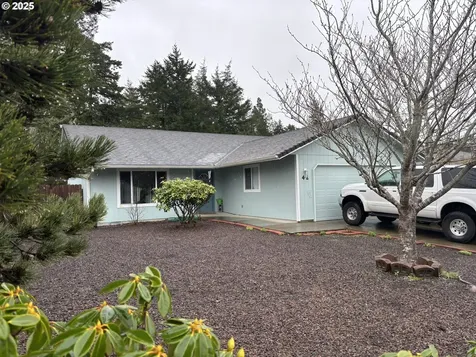 42 Park Village Drive Florence OR 97439