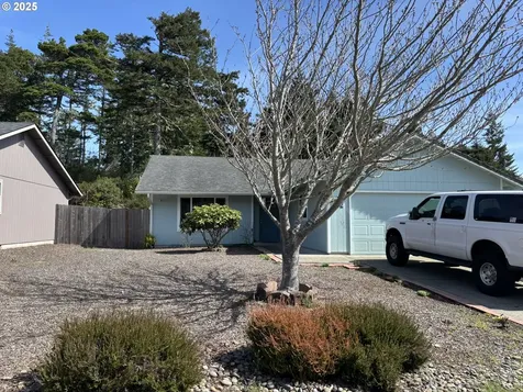 42 Park Village Drive Florence OR 97439