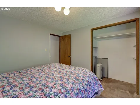 26001 NE 60th Street Vancouver WA 98682