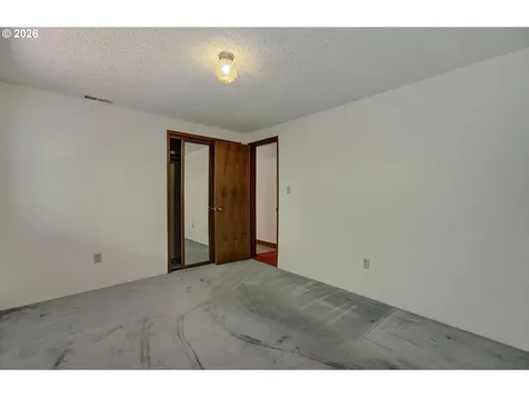 26001 NE 60th Street Vancouver WA 98682