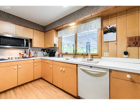 24203 NE Oregon Street Wood Village OR 97060