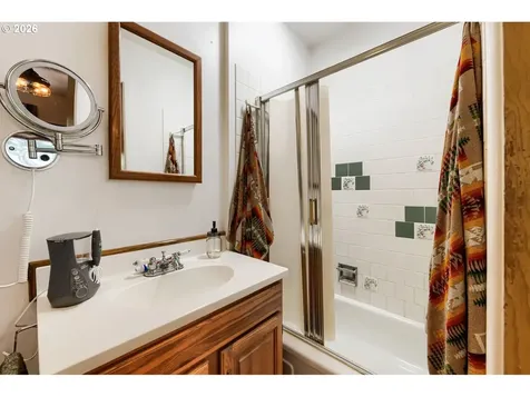 24203 NE Oregon Street Wood Village OR 97060