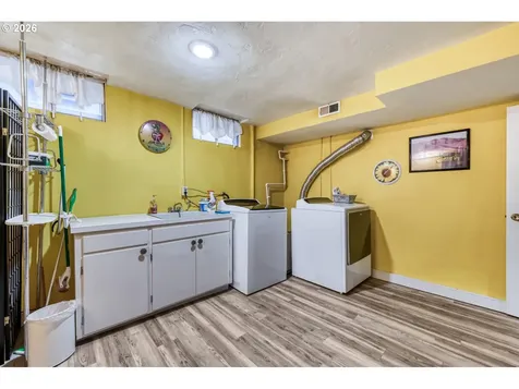 24203 NE Oregon Street Wood Village OR 97060