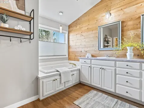 3901 SE 183rd Avenue Vancouver WA 98683