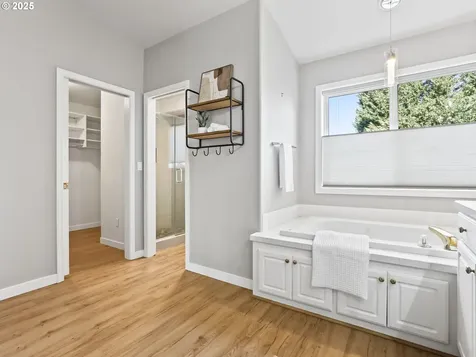 3901 SE 183rd Avenue Vancouver WA 98683