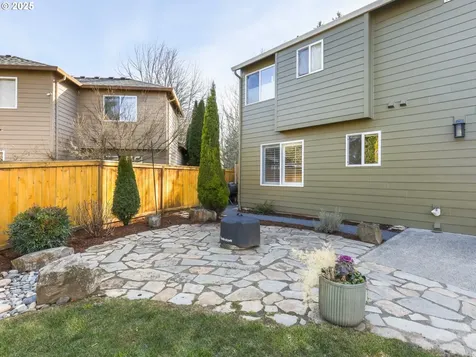 3901 SE 183rd Avenue Vancouver WA 98683