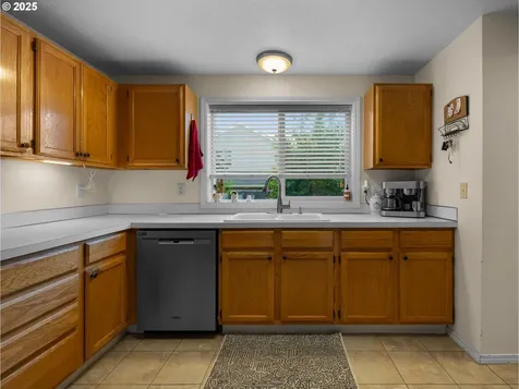 12536 SE Rhone Street Portland OR 97236
