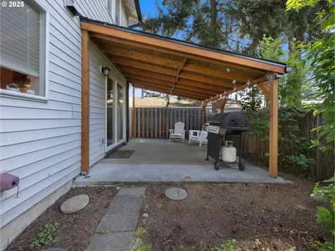 12536 SE Rhone Street Portland OR 97236