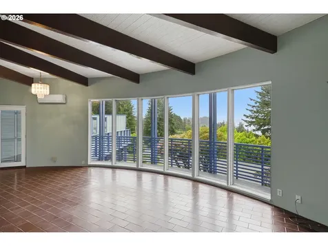 1010 Hemlock Avenue Coos Bay OR 97420