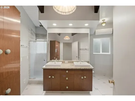 1010 Hemlock Avenue Coos Bay OR 97420