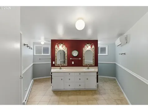 1010 Hemlock Avenue Coos Bay OR 97420