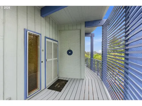 1010 Hemlock Avenue Coos Bay OR 97420