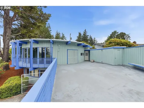 1010 Hemlock Avenue Coos Bay OR 97420