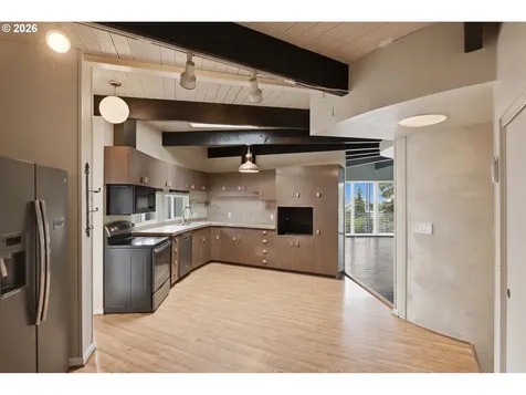 1010 Hemlock Avenue Coos Bay OR 97420