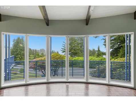 1010 Hemlock Avenue Coos Bay OR 97420