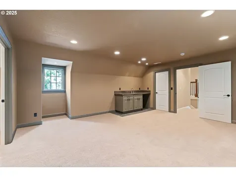 12320 NW Sargent Lane Portland OR 97231
