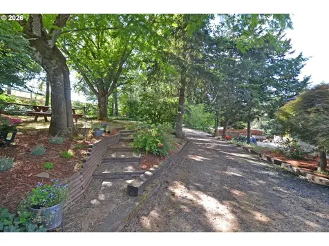 6962 Macleay Road SE Salem OR 97317