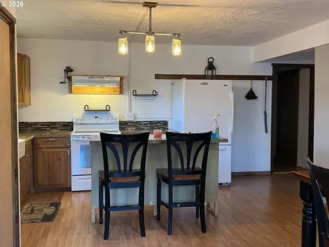 6962 Macleay Road SE Salem OR 97317