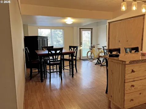 6962 Macleay Road SE Salem OR 97317
