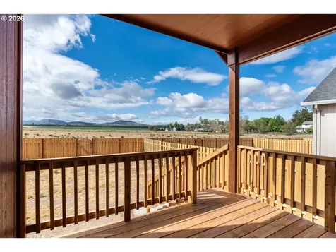510 SW 6th Street Metolius OR 97741